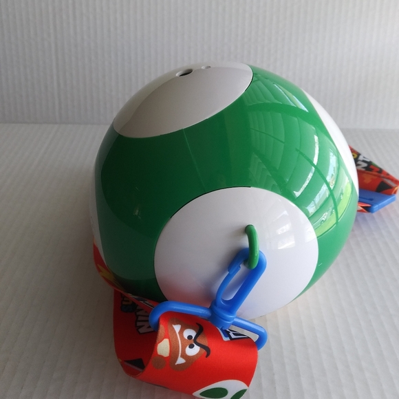 Super Mario Green Power Up Mushroom Sipper Cup Super Nintendo World - Picture 4 of 11